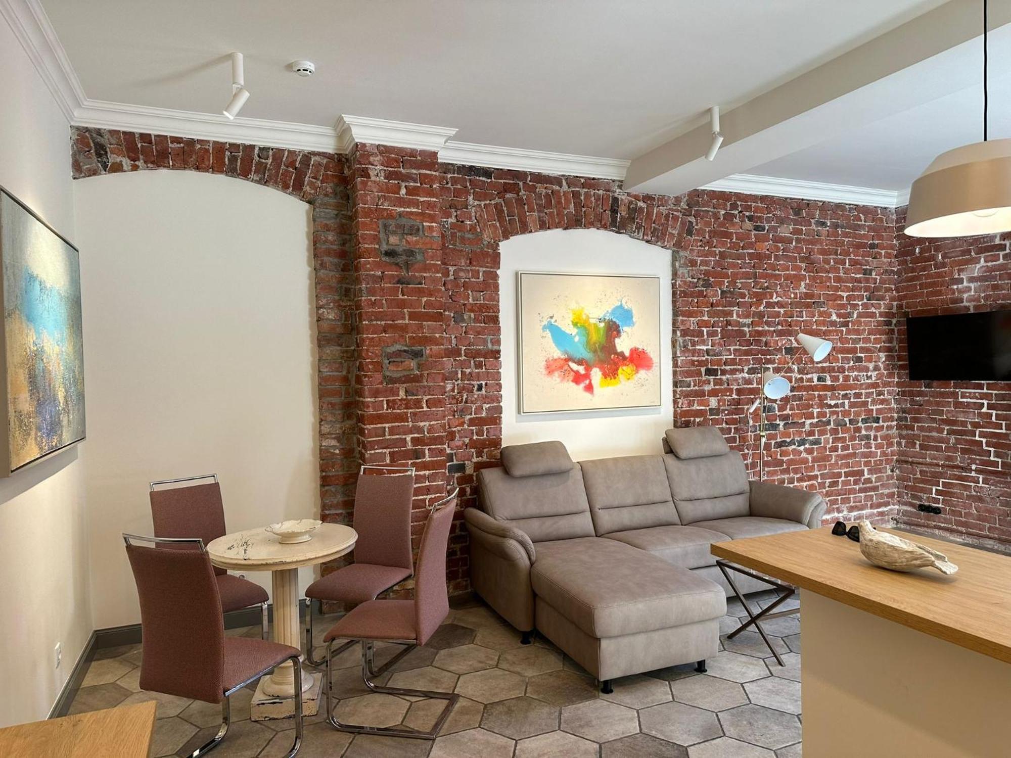 Art Roma 2* Liepaja